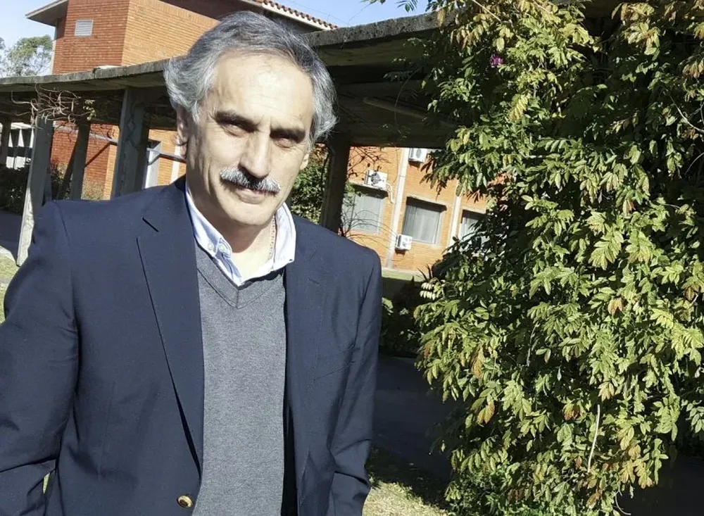 Eduardo Barre hizo una puesta a punto de los temas sanitarios del país.