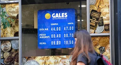 El dólar abrió con baja de 15 centésimos en el BROU
