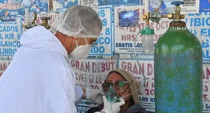 Diferentes centros de salud en Bolivia reportan que se les acaba el oxígeno