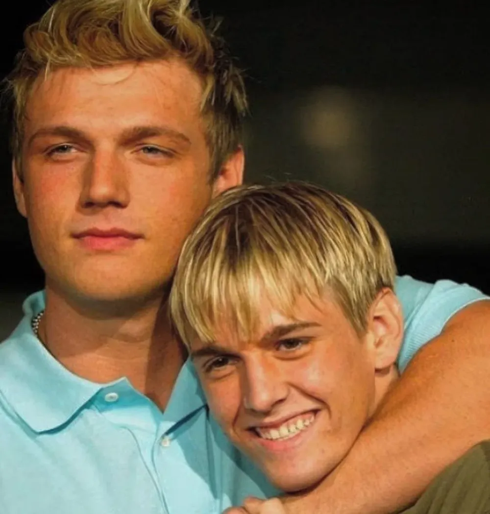 Nick junto a Aaron Carter