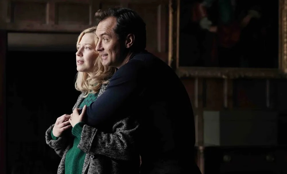 Carrie Coon y Jude Law protagonizan El refugio