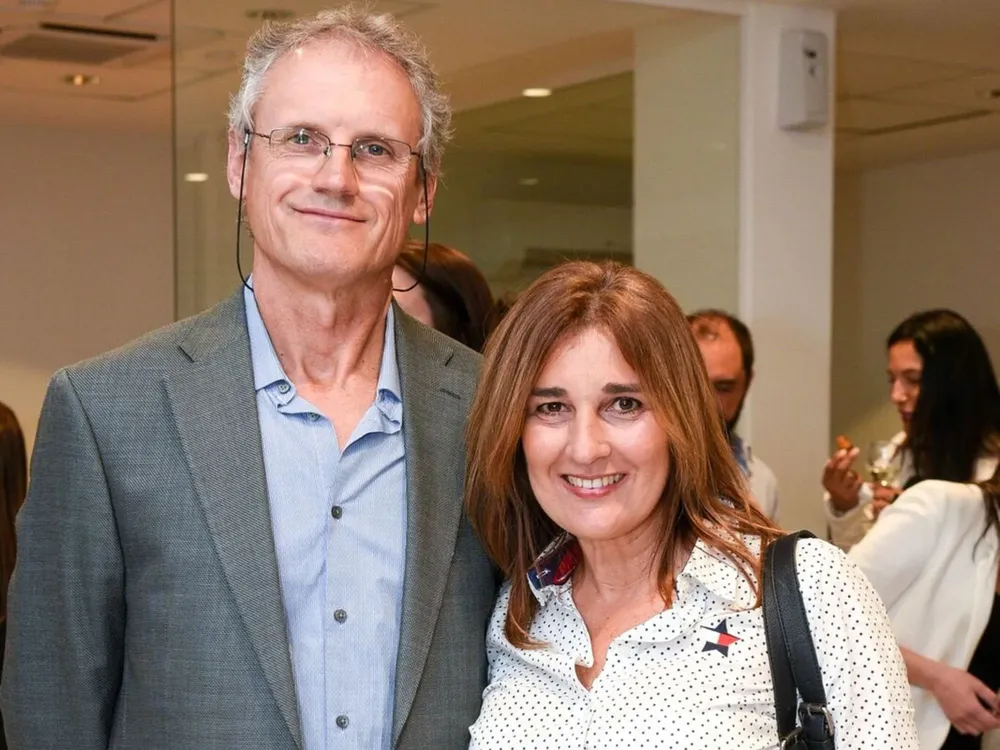 Julio Pombo y Adriana Carro