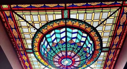 Vitral de la casa Art Decó que se demolerá en Julio Herrera y Reissig, esquina Benito Nardone