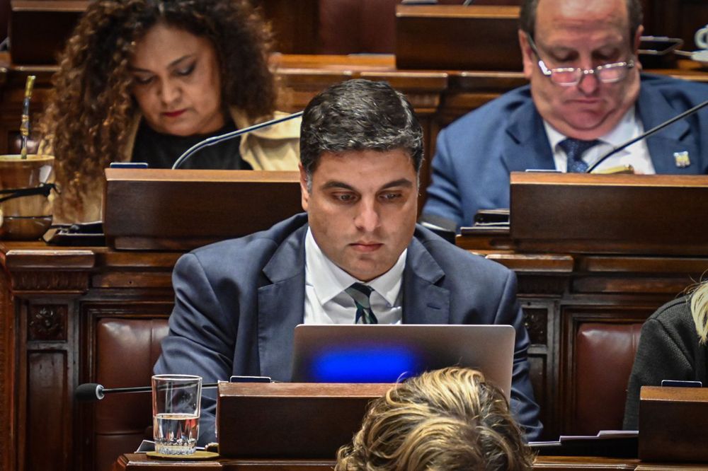 Pedro Jisdonian in the interpellation of Gonzalo Civila 