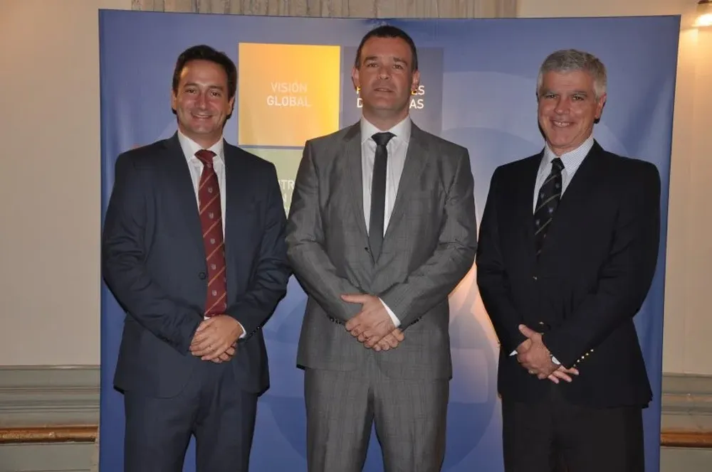 Ignacio Munyo, Pablo Sartor y Pablo Regent