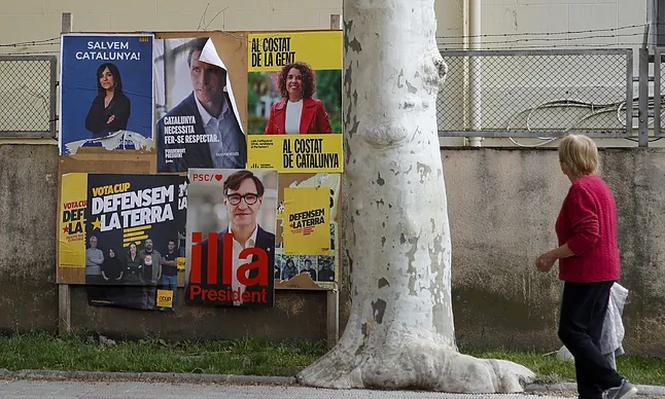 Afiches de campaña de las elecciones catalanas