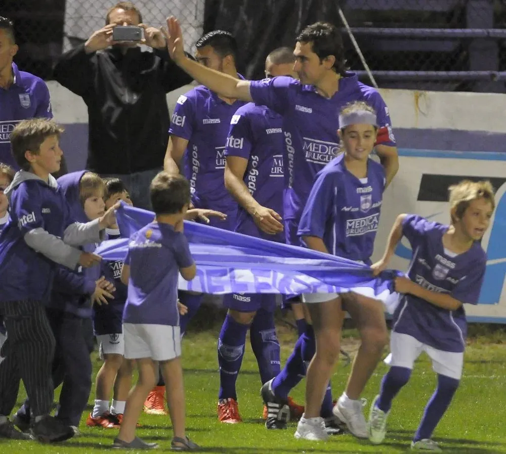 Andrés Fleurquin en su último partido como jugador profesional