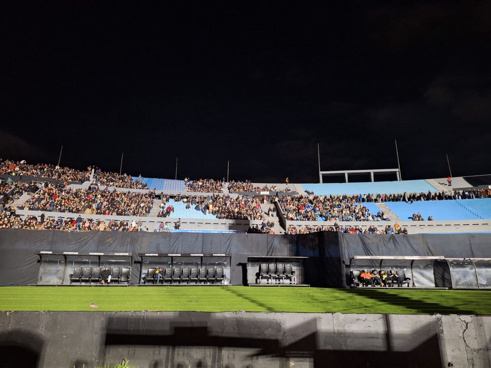 Tribuna Ámsterdam previa al recital Paul McCartney Tribuna Ámsterdam previa al recital Paul McCartney