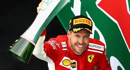 Sebastian Vettel en el podio tras ganar el GP de Canadá