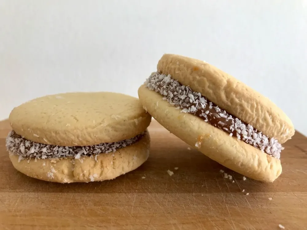 Una receta ganadora para preparar los clásicos alfajores de maicena