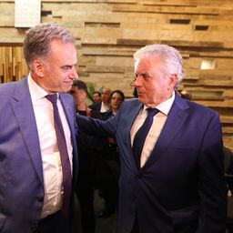 Yamandú Orsi y Louis Rinaldi, embajador de Estados Unidos en Uruguay