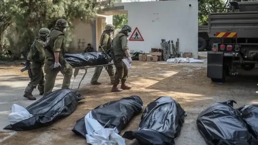 Soldados israelíes luego de los ataques de Hamas en la frontera con Gaza.