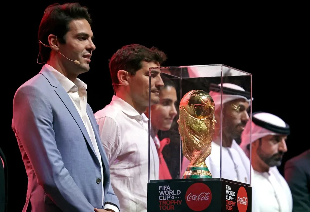 La copa durante el sorteo