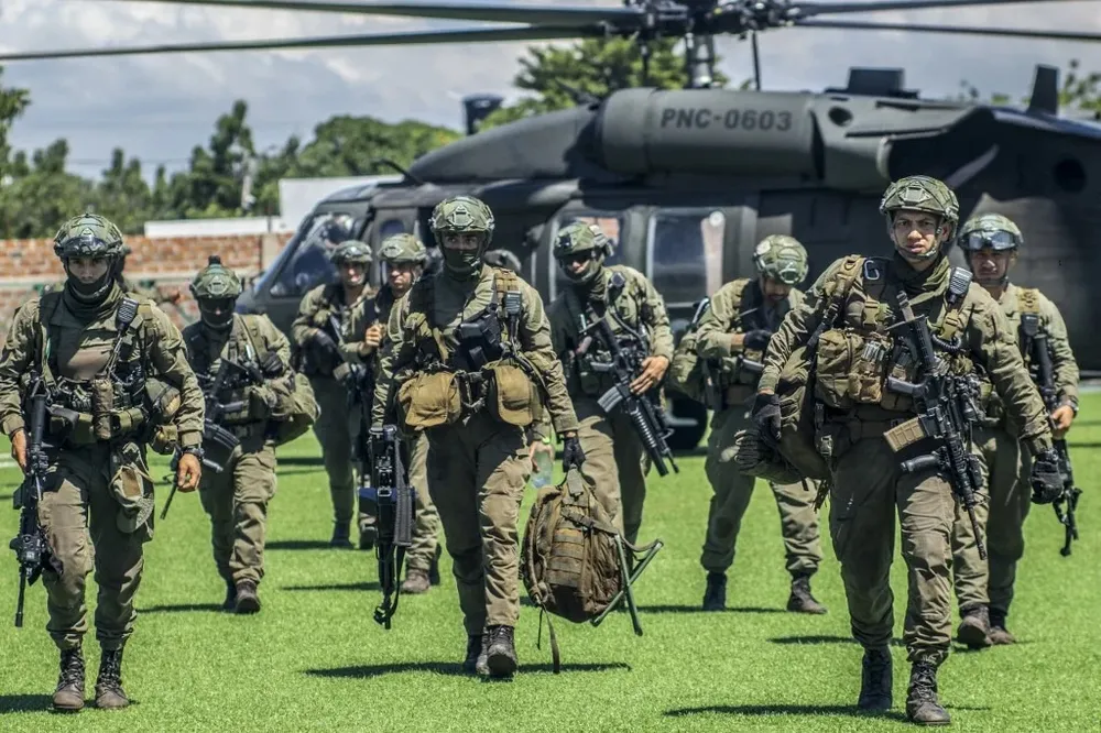 El presidente Gustavo Petro comparó el comportamiento de los militares con incidentes que ocurrieron durante el auge del paramilitarismo.