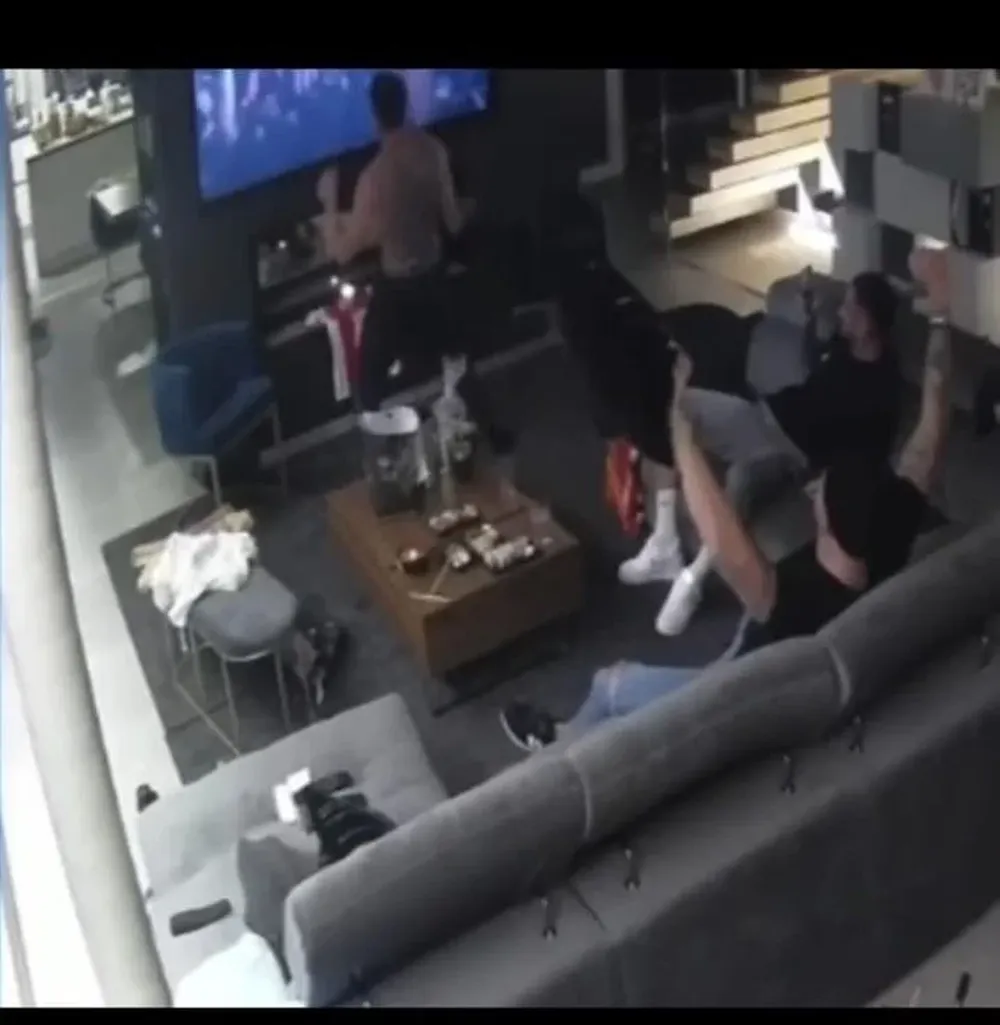 José María Giménez en el festejo del gol de Ángel Correa ante Porto