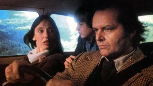 La actriz Shelly Duvall en una escena de "El resplandor" junto a Jack Nicholson (dcha) y Danny Lloyd.