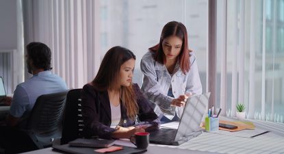 Para que la inseguridad no juegue en tu contra, podrías recordar qué motivos te llevaron al puesto de trabajo actual.