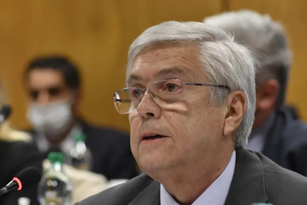 Tabaré Viera, ministro de Turismo T