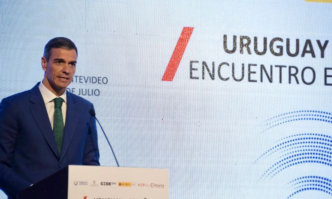 Pedro Sánchez durante el Encuentro empresarial Uruguay - España