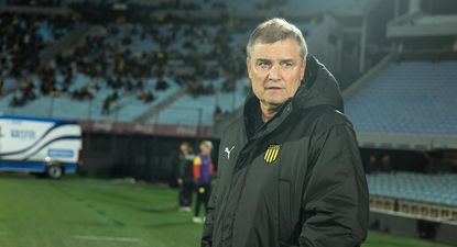 Diego Aguirre en el partido ante Progreso