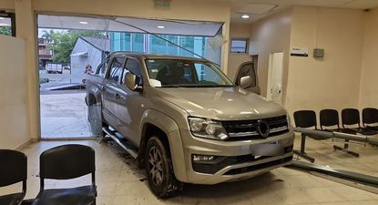 Mangoni irrumpió con su camioneta en la guardia del Hospital de Boulogne.