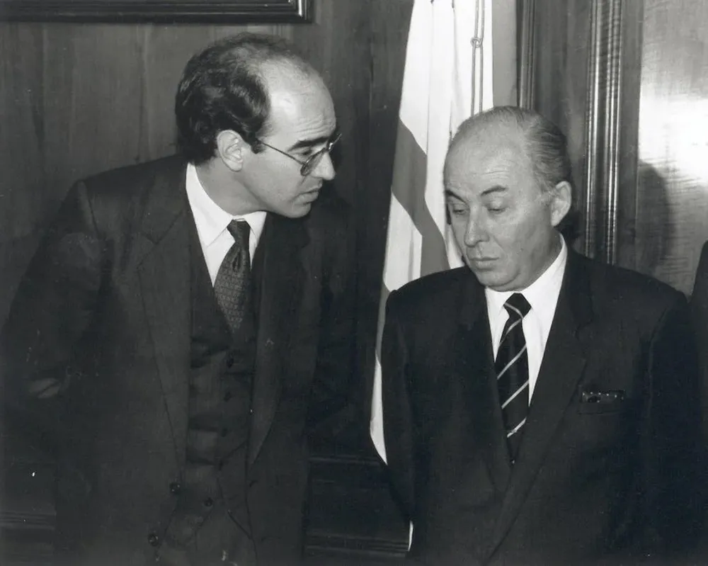 Javier de Haedo con el vicepresidente Gonzalo Aguirre a principios de la década de 1990.