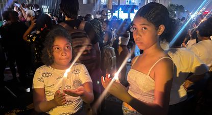 El chigualo es una ceremonia fúnebre tradicional entre el pueblo afro de la costa ecuatoriana para despedir a niños fallecidos.