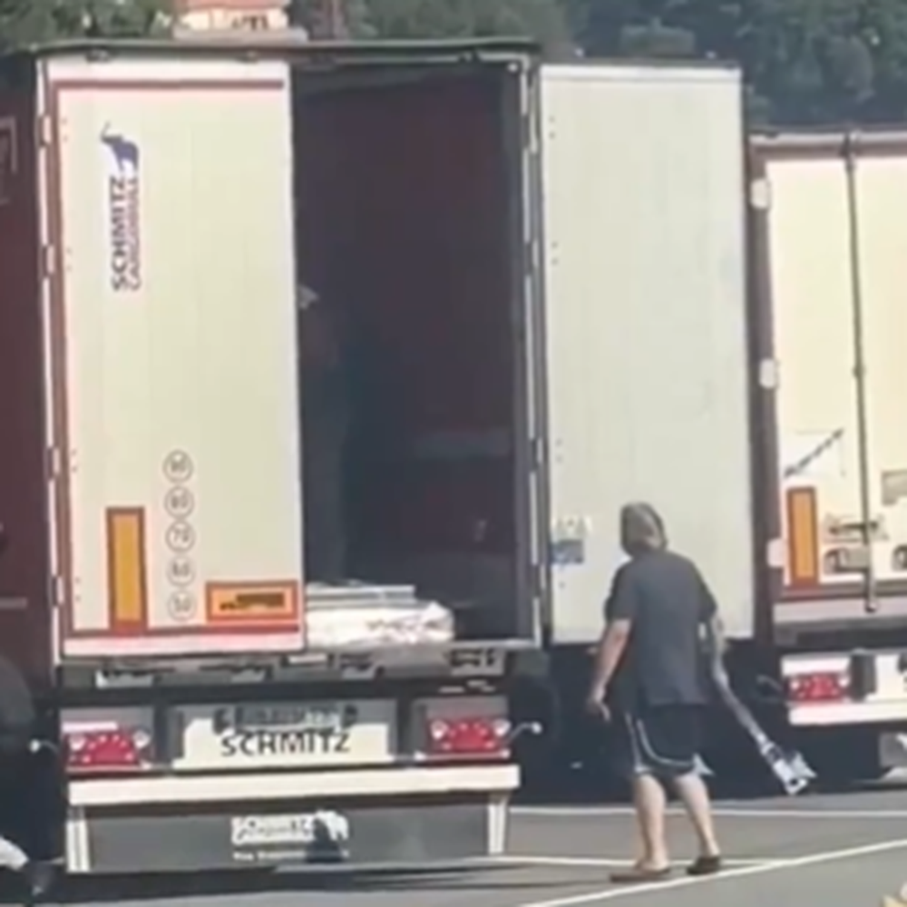 El camionero que sacó a latigazos&nbsp;a las migrantes de su camión