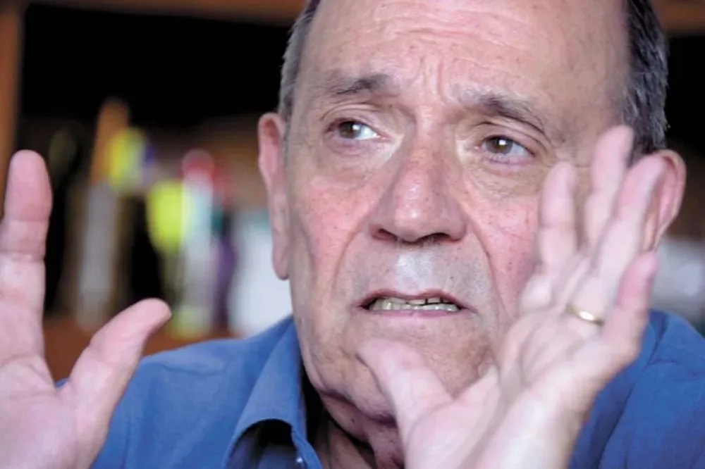 Pepe Vázquez retoma el personaje de Walter Reyno