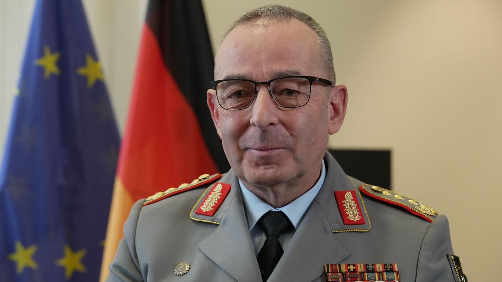 El general Carsten Breuer sostiene que Alemania necesita aumentar mucho el número de soldados.