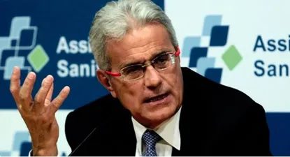 Ramón Cugat, es una eminencia como médico y puede operar de la rodilla a Luis Suárez