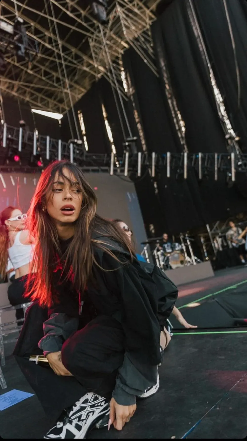 Tini compartió fotos de la previa a su show en el Centenario