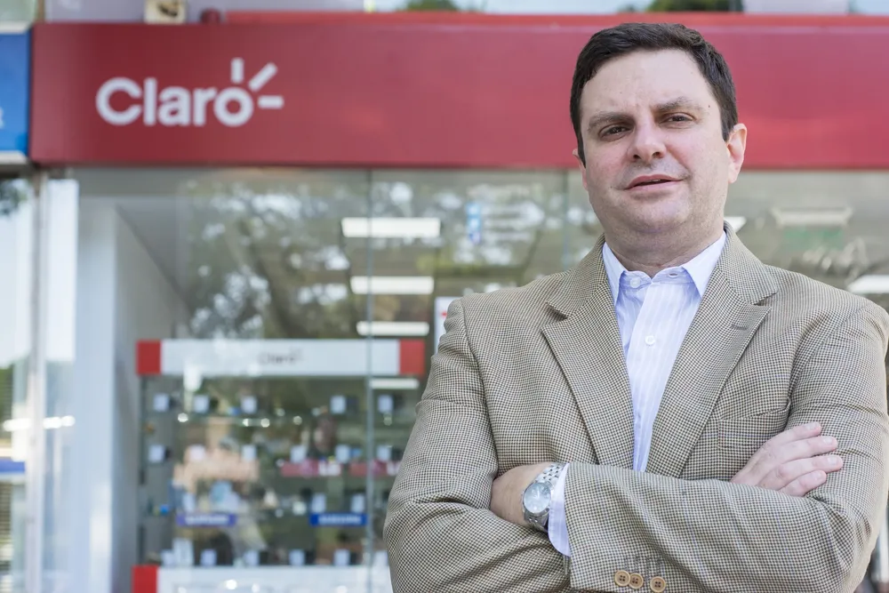 Gerente de Atención al Cliente de Claro, Raúl Bartesaghi