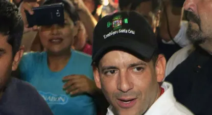 lider opositor redacto renuncia de morales y llego a la paz para entregarsela