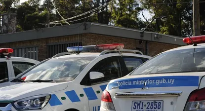 una mujer mato a su pareja con un cuchillo y se entrego