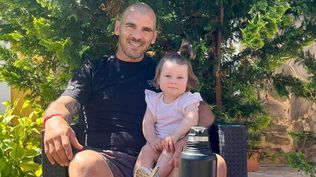 Damián Macaluso y su pequeña hija Vitta