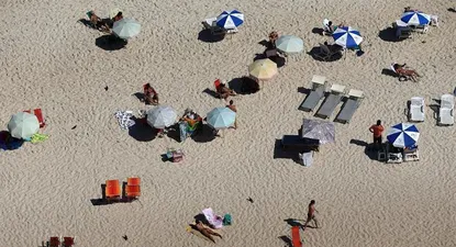 Turistas siguen viajando afuera pese a menor poder de compra
