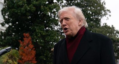 Trump dice que el plan de 28 puntos para poner fin a la guerra en Ucrania no es la oferta final para Kyiv