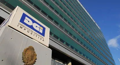 Comienzan a usar información de colegios y clubes para identificar evasores de IRPF