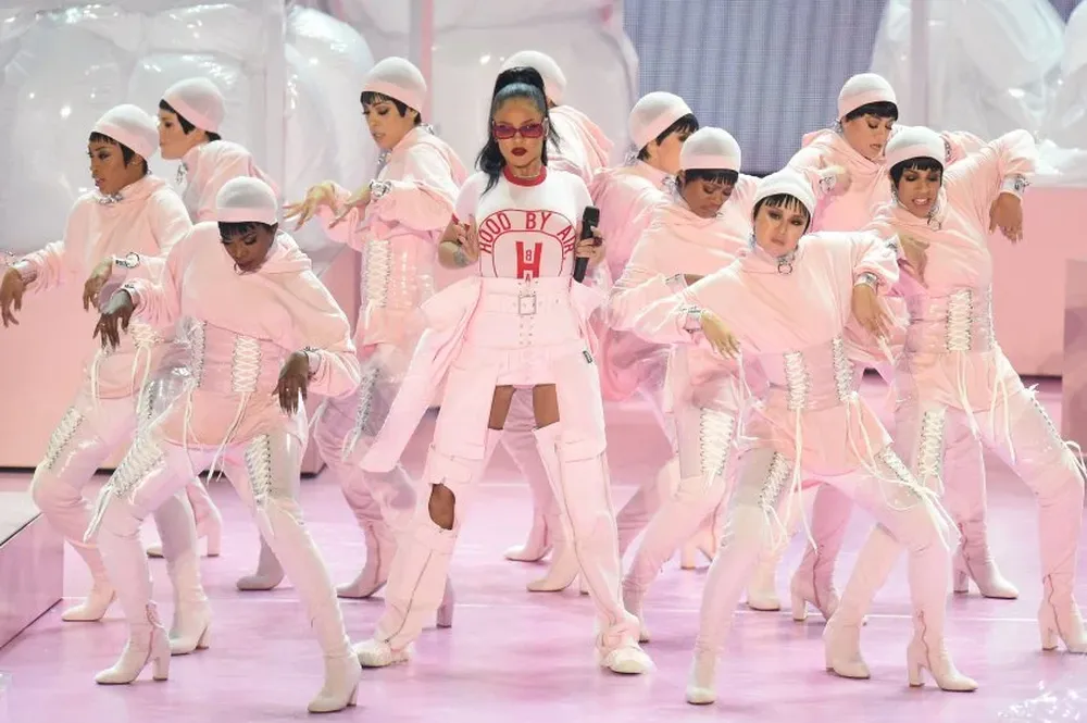 Rihanna durante una de sus cuatro presentaciones