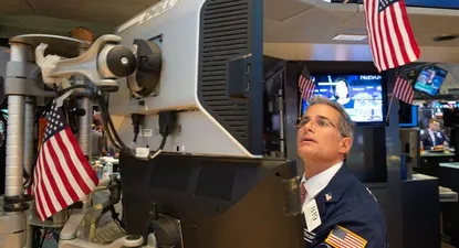 Auge de aperturas a bolsa en Wall Street despierta recuerdos incómodos de la burbuja puntocom