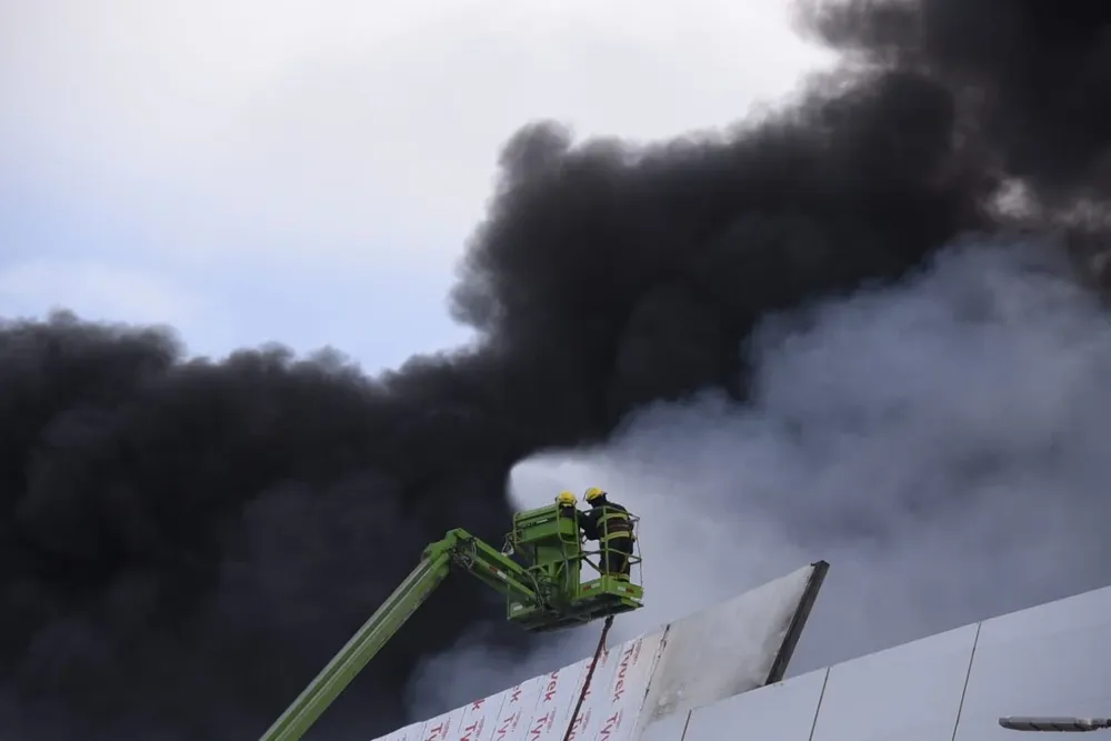 Así se veía el humo este domingo
