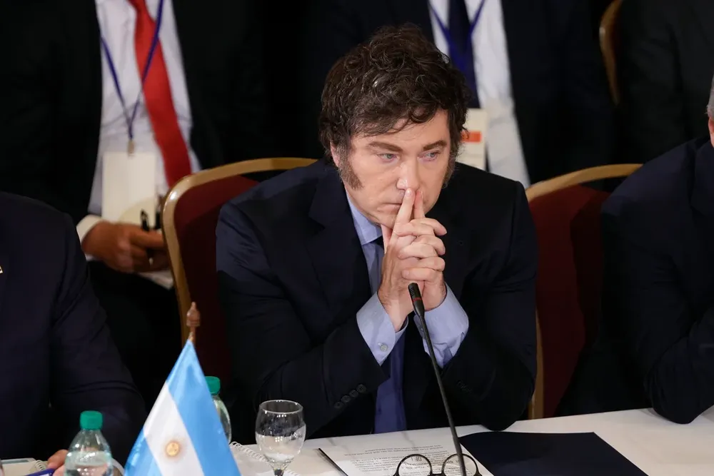 El Presidente señaló que la cuenta de la que partió el reposteo no es oficial ni institucional del Poder Ejecutivo.