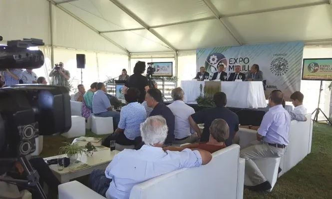 El anuncio se realizó en el predio de camino La Granja casi camino Pérez.