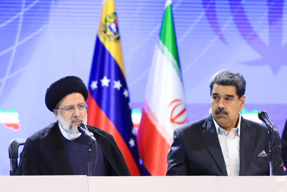 Maduro con el ex presidente iraní Ebrahim Rahisi en 2023