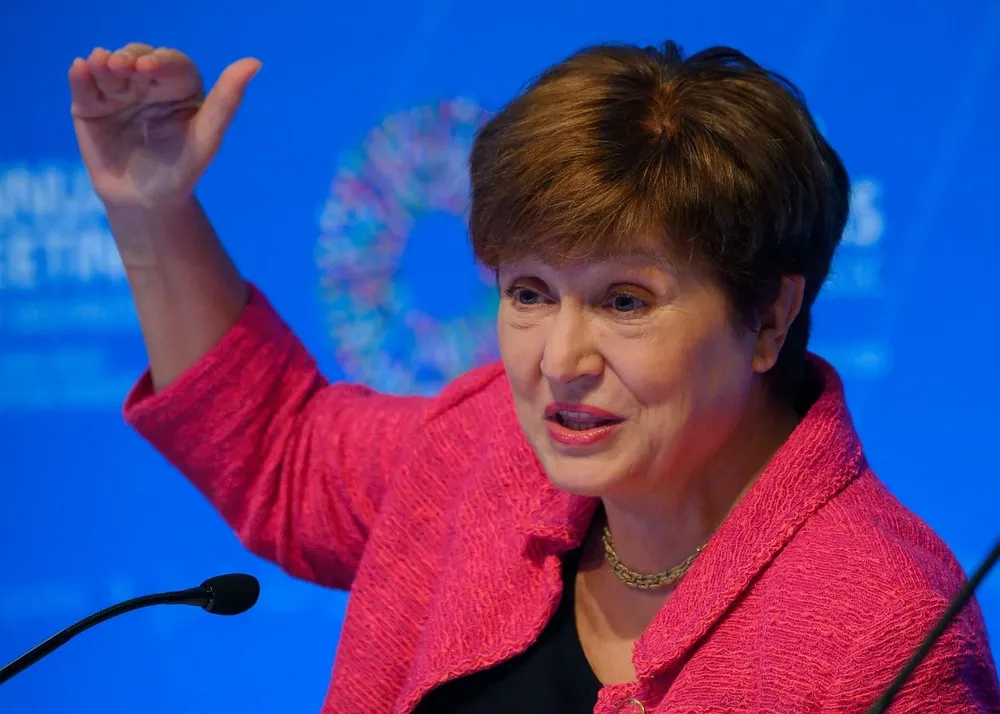 Kristalina Georgieva, de nacionalidad búlgara y economista de formación, es la directora gerenta del FMI