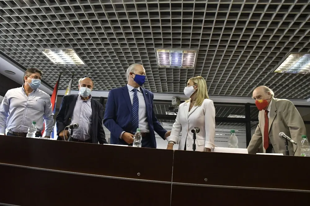 La coalición de gobierno lanzó la campaña por el No este lunes.