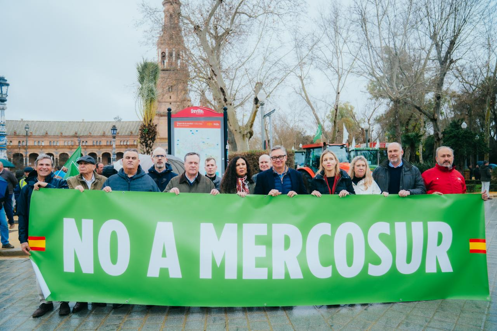 Vox pide paralizar el acuerdo UE-Mercosur.
