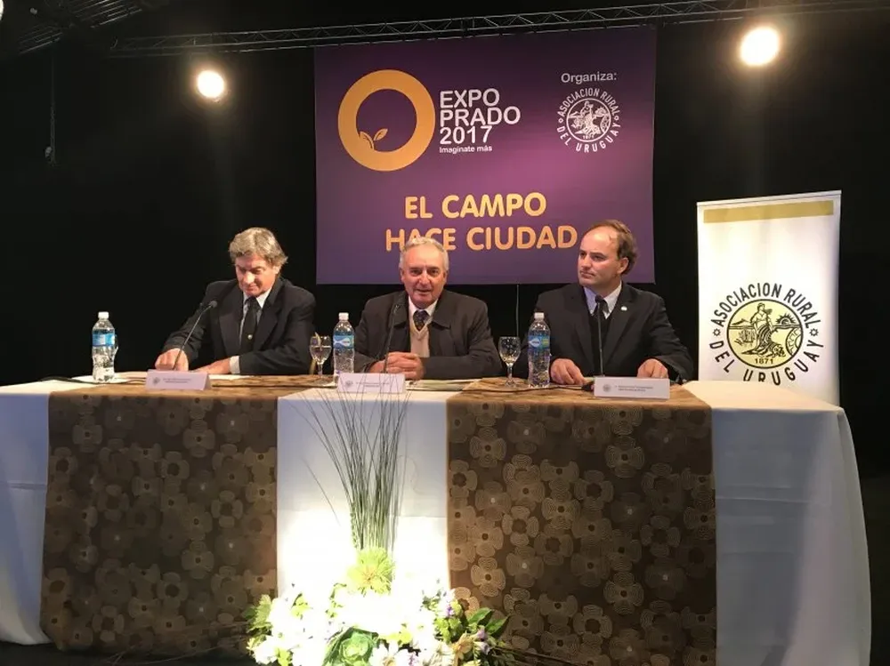 Alejandro Carvalho, Pablo Zerbino y Rafael Ferber presentaron los detalles de la Expo Melilla.