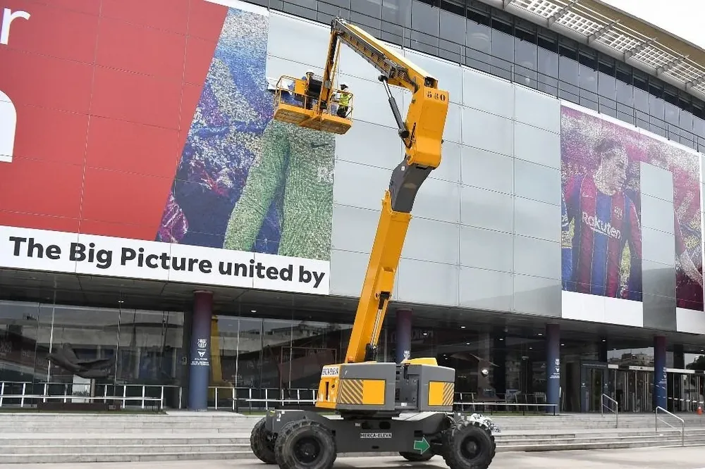 La imagen de Messi fue retirada del Camp Nou